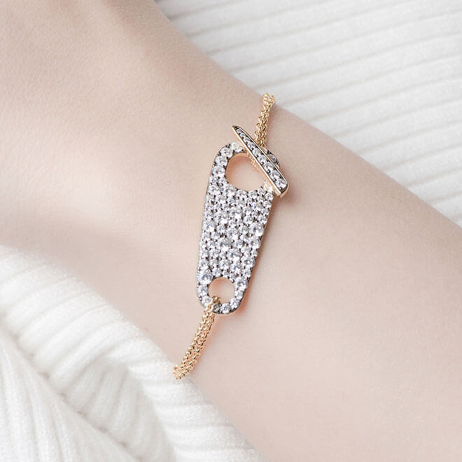 Jewelry Care Guide: Keep Your Pieces Shining for Years Jewelry Care Guide: Keep Your Pieces Shining for Years