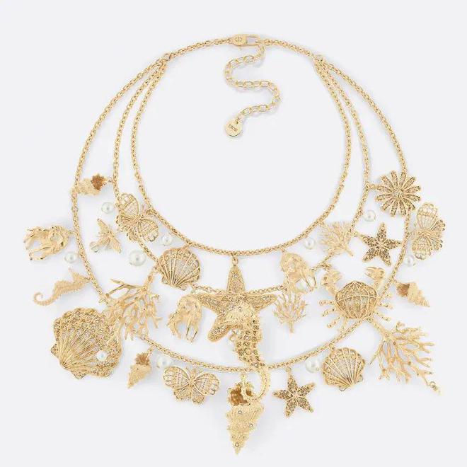Analysis of fantasy ocean world jewelry design elements Analysis of fantasy ocean world jewelry design elements