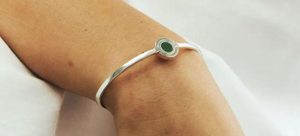 Fashionable silver jewelry design Fashionable silver jewelry design